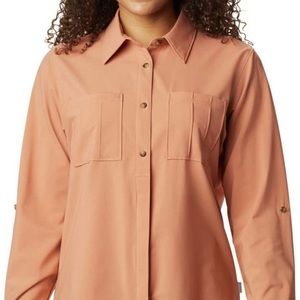 Columbia Women’s Essential Elements Woven LS